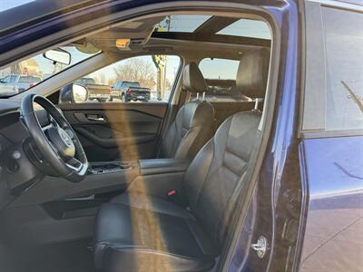 2022 Nissan Rogue SV  AWD - Photo 10 - Lone Tree, IA 52755