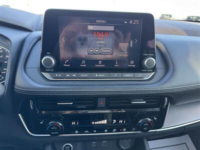 2022 Nissan Rogue SV  AWD - Photo 12 - Lone Tree, IA 52755