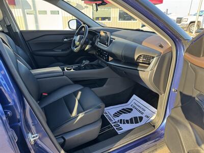 2022 Nissan Rogue SV  AWD - Photo 14 - Lone Tree, IA 52755