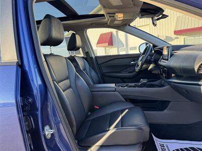 2022 Nissan Rogue SV  AWD - Photo 16 - Lone Tree, IA 52755