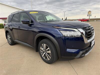 2024 Nissan Pathfinder SL  4x4 SUV
