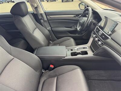 2022 Honda Accord Hybrid   - Photo 14 - Lone Tree, IA 52755