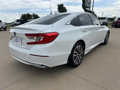 2022 Honda Accord Hybrid   - Photo 5 - Lone Tree, IA 52755