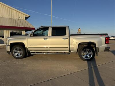 2018 Chevrolet Silverado 1500 Custom  Crew Cab 4x4 - Photo 3 - Lone Tree, IA 52755