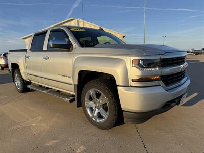 2018 Chevrolet Silverado 1500 Custom  Crew Cab 4x4 - Photo 1 - Lone Tree, IA 52755