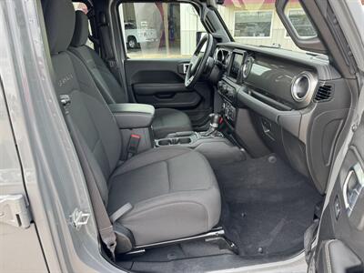 2023 Jeep Wrangler Sahara  4x4 - Photo 13 - Lone Tree, IA 52755