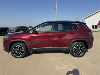 2022 Jeep Compass Limited  4x4 - Photo 3 - Lone Tree, IA 52755