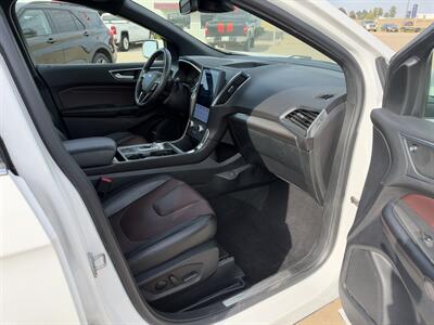 2021 Ford Edge Titanium AWD - Photo 15 - Lone Tree, IA 52755