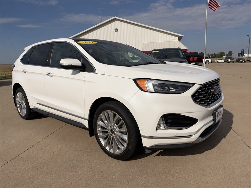 2021 Ford Edge Titanium  AWD - Photo 1 - Lone Tree, IA 52755