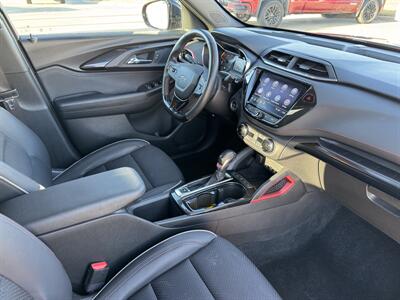 2023 Chevrolet Trailblazer RS  AWD - Photo 12 - Lone Tree, IA 52755