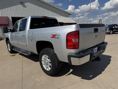 2012 Chevrolet Silverado 2500 LTZ  Crew Cab 4x4 - Photo 5 - Lone Tree, IA 52755
