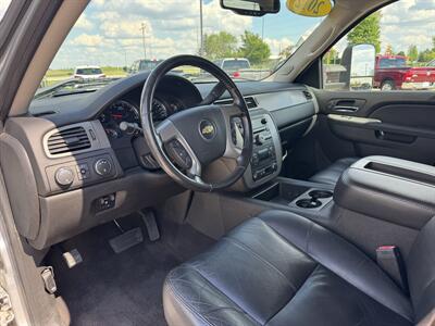 2012 Chevrolet Silverado 2500 LTZ  Crew Cab 4x4 - Photo 9 - Lone Tree, IA 52755
