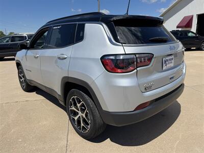 2024 Jeep Compass Limited  4x4 - Photo 5 - Lone Tree, IA 52755