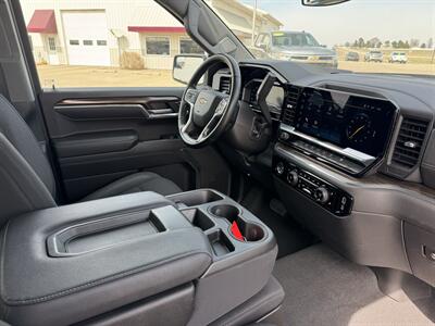2024 Chevrolet Silverado 1500 LT  Crew Cab 4x4 - Photo 16 - Lone Tree, IA 52755