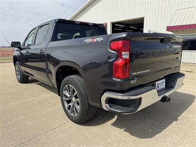 2024 Chevrolet Silverado 1500 LT  Crew Cab 4x4 - Photo 6 - Lone Tree, IA 52755