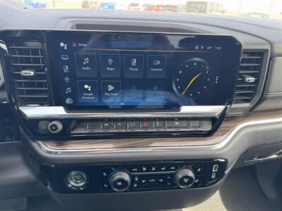 2024 Chevrolet Silverado 1500 LT  Crew Cab 4x4 - Photo 11 - Lone Tree, IA 52755