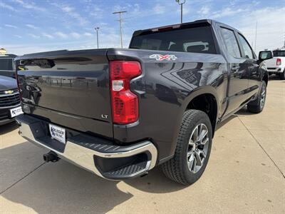 2024 Chevrolet Silverado 1500 LT  Crew Cab 4x4 - Photo 5 - Lone Tree, IA 52755