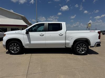 2023 Chevrolet Silverado 1500 LT  Crew Cab 4x4 - Photo 4 - Lone Tree, IA 52755