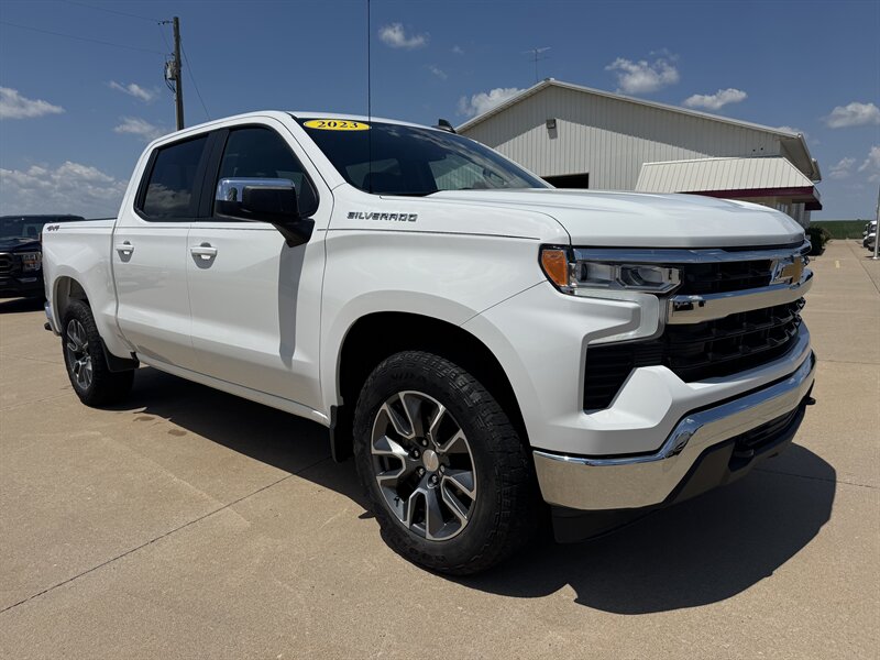 2023 Chevrolet Silverado 1500 LT  Crew Cab 4x4