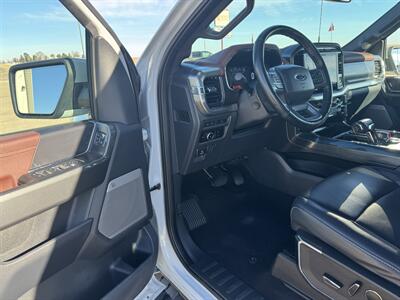 2023 Ford F-150 Lariat  Crew Cab 4x4 - Photo 9 - Lone Tree, IA 52755