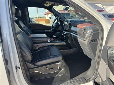 2023 Ford F-150 Lariat  Crew Cab 4x4 - Photo 15 - Lone Tree, IA 52755