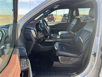 2023 Ford F-150 Lariat  Crew Cab 4x4 - Photo 7 - Lone Tree, IA 52755