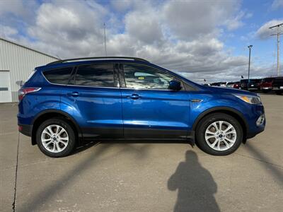 2018 Ford Escape SE  AWD - Photo 3 - Lone Tree, IA 52755