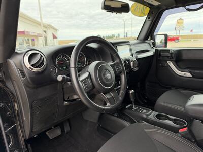 2018 Jeep Wrangler JK Unlimited Sahara 4x4 - Photo 10 - Lone Tree, IA 52755