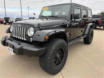 2018 Jeep Wrangler JK Unlimited Sahara 4x4 - Photo 2 - Lone Tree, IA 52755