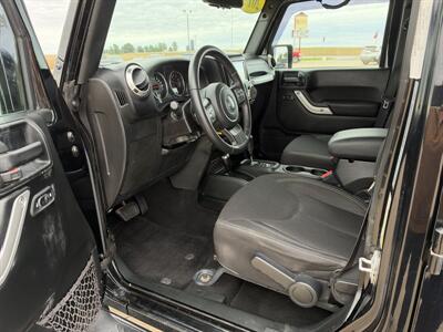 2018 Jeep Wrangler JK Unlimited Sahara 4x4 - Photo 8 - Lone Tree, IA 52755