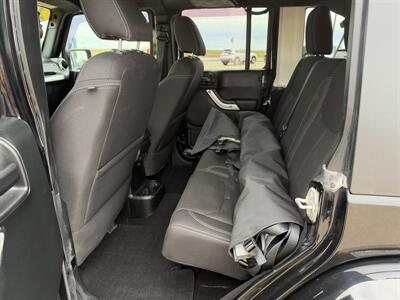 2018 Jeep Wrangler JK Unlimited Sahara 4x4 - Photo 13 - Lone Tree, IA 52755