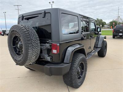 2018 Jeep Wrangler JK Unlimited Sahara 4x4 - Photo 6 - Lone Tree, IA 52755