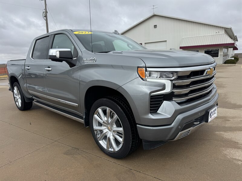 2023 Chevrolet Silverado 1500 High Country  Crew Cab 4x4 - Photo 1 - Lone Tree, IA 52755