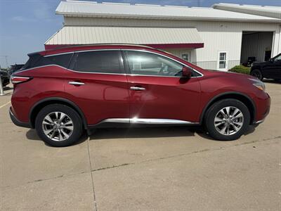 2018 Nissan Murano SV  AWD - Photo 4 - Lone Tree, IA 52755