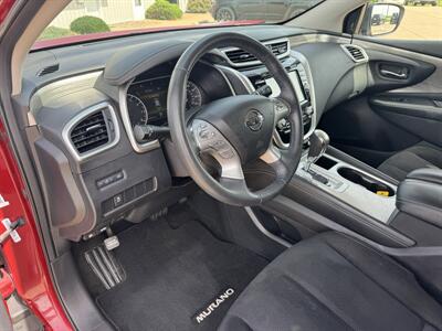 2018 Nissan Murano SV  AWD - Photo 7 - Lone Tree, IA 52755