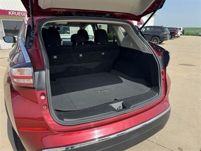 2018 Nissan Murano SV  AWD - Photo 17 - Lone Tree, IA 52755