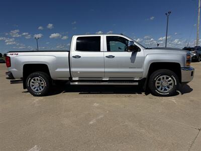 2019 Chevrolet Silverado 2500 LTZ Crew Cab 4x4 - Photo 4 - Lone Tree, IA 52755
