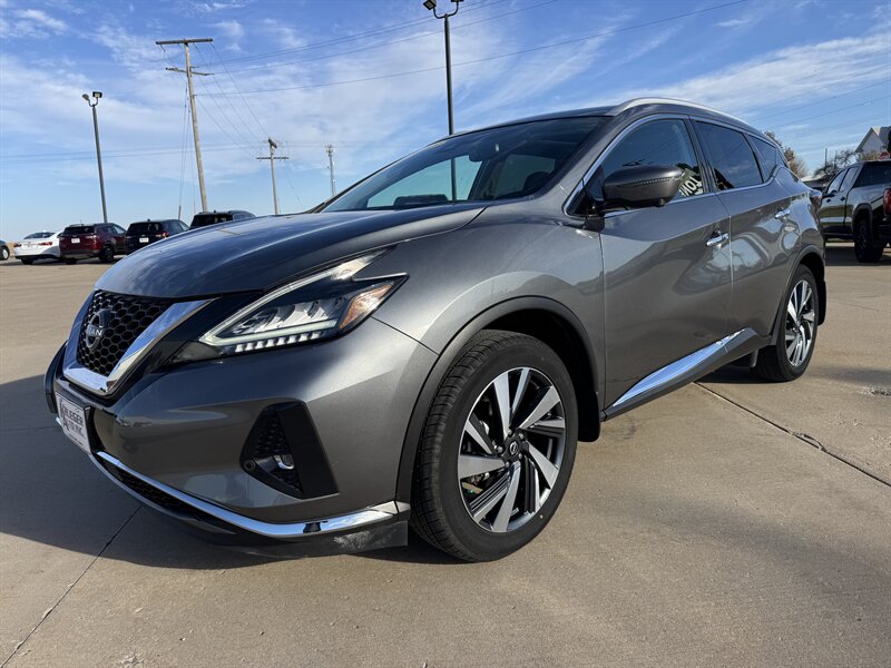 2023 Nissan Murano SL  