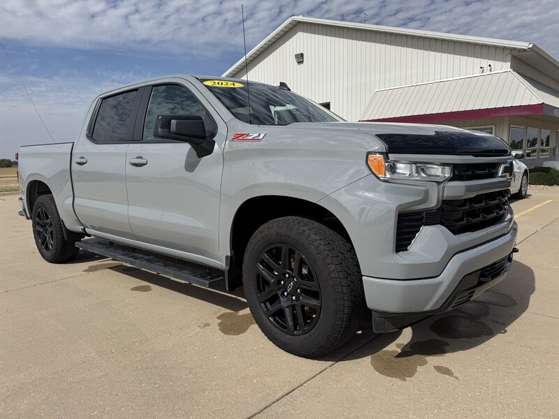 2024 Chevrolet Silverado 1500 RST  Crew Cab 4x4