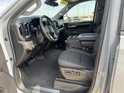 2024 Chevrolet Silverado 1500 RST Crew Cab 4x4 - Photo 9 - Lone Tree, IA 52755