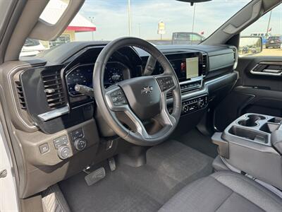 2024 Chevrolet Silverado 1500 RST Crew Cab 4x4 - Photo 8 - Lone Tree, IA 52755