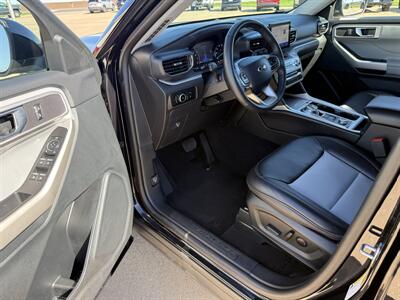 2024 Ford Explorer XLT  AWD - Photo 10 - Lone Tree, IA 52755