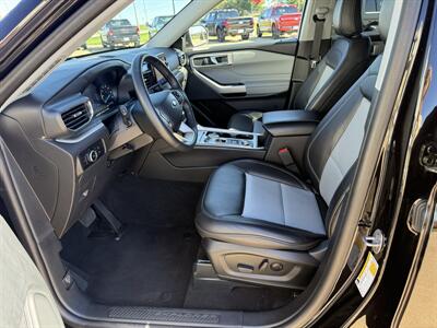 2024 Ford Explorer XLT  AWD - Photo 9 - Lone Tree, IA 52755