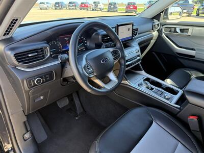 2024 Ford Explorer XLT  AWD - Photo 7 - Lone Tree, IA 52755