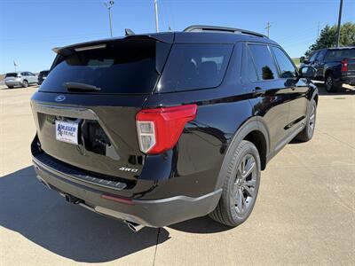 2024 Ford Explorer XLT  AWD - Photo 3 - Lone Tree, IA 52755