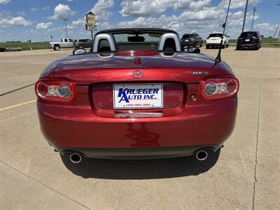 2015 Mazda MX-5 Miata Grand Touring Convertible - Photo 13 - Lone Tree, IA 52755