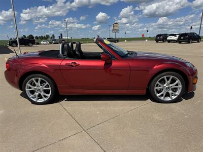 2015 Mazda MX-5 Miata Grand Touring Convertible - Photo 8 - Lone Tree, IA 52755