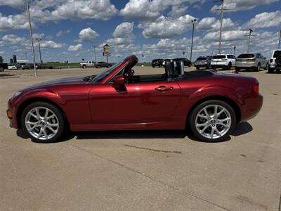 2015 Mazda MX-5 Miata Grand Touring Convertible - Photo 7 - Lone Tree, IA 52755