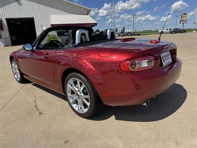 2015 Mazda MX-5 Miata Grand Touring Convertible - Photo 9 - Lone Tree, IA 52755