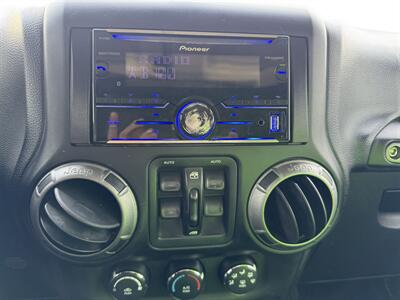 2012 Jeep Wrangler Unlimited Sport  4x4 - Photo 11 - Lone Tree, IA 52755